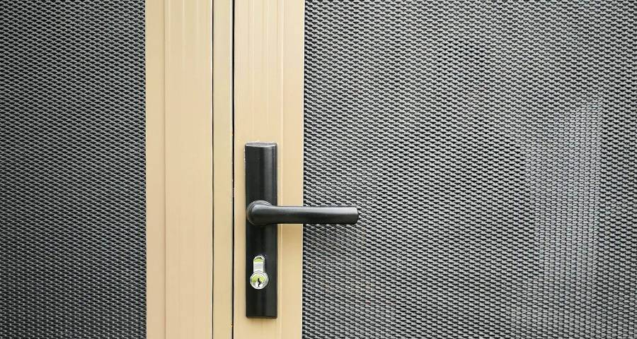Expanded metal DVA mesh for hinged double security doors